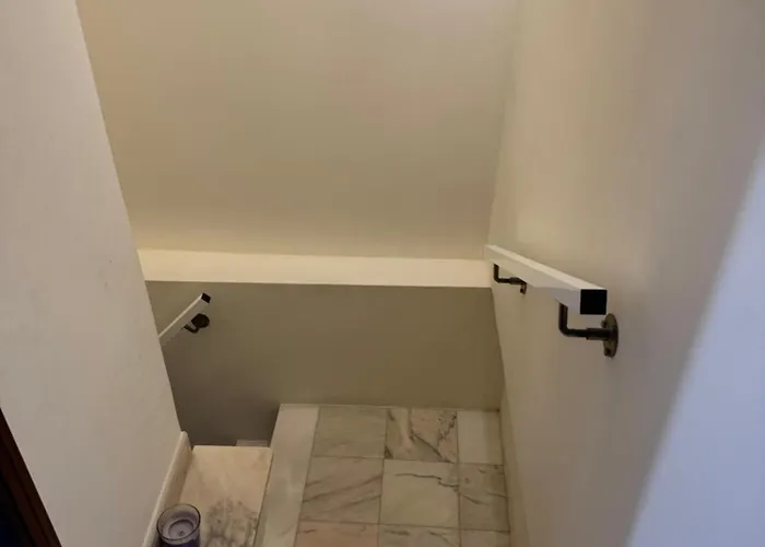 Miranda Apartment